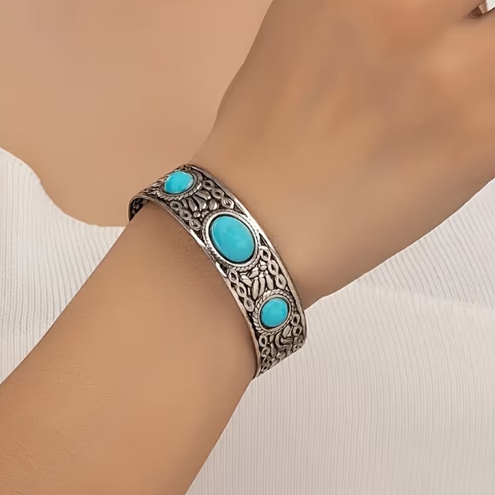 Anthropologie Western Vintage Bohemian Cuff Bangle Bracelet NEW